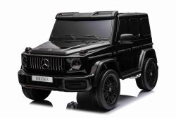 4x4² Voiture électrique pour enfants 24V 2 places Mercedes-Benz G63 AMG, Peinte en noir, Lecteur MP4 avec entrée USB/AUX, Lecteur 4x4, Batterie 24V/7Ah, 4 moteurs 200W, Roues EVA avec suspension, Sièges en similicuir, Télécommande , Licence