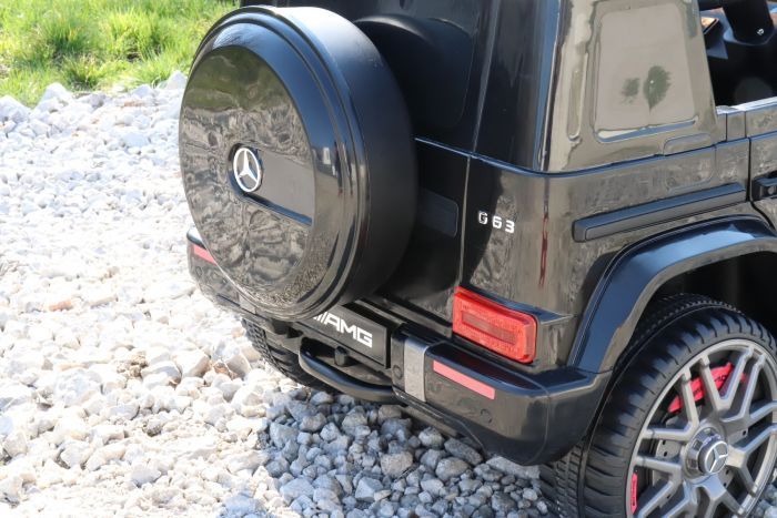 Voiture Electrique Mercedes G Neuve Noire Avec Licence D Origine Porte A Batterie Ouverture Par Des Portes Monoplace 2x Moteur Batterie 12 V Telecommande De 2 4 Ghz Suspension Arriere Demarrage En Douceur