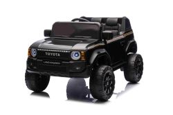 Voiture électrique pour enfants Toyota Landcruiser 12V, noir, siège large monoplace, télécommande 2,4 GHz, entrée USB / AUX, Bluetooth, suspension, batterie au lithium, feux LED, 2 moteurs de 25W, licence ORIGINALE