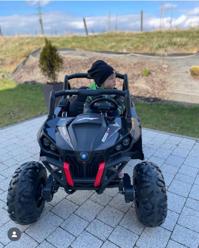 Voiture électrique Ride-On Toy NEUF RSX buggy 24V Noir - 2.4Ghz, 4 X MOTEUR,  télécommande, deux places, clé de contact, roues en EVA souple, USB, carte  SD